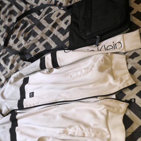 Calvin Klein set - Picture 9 of 9